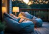 Skab den perfekte hyggekrog med udendørs sækkestole og sengelampe med lysdæmper funktion
